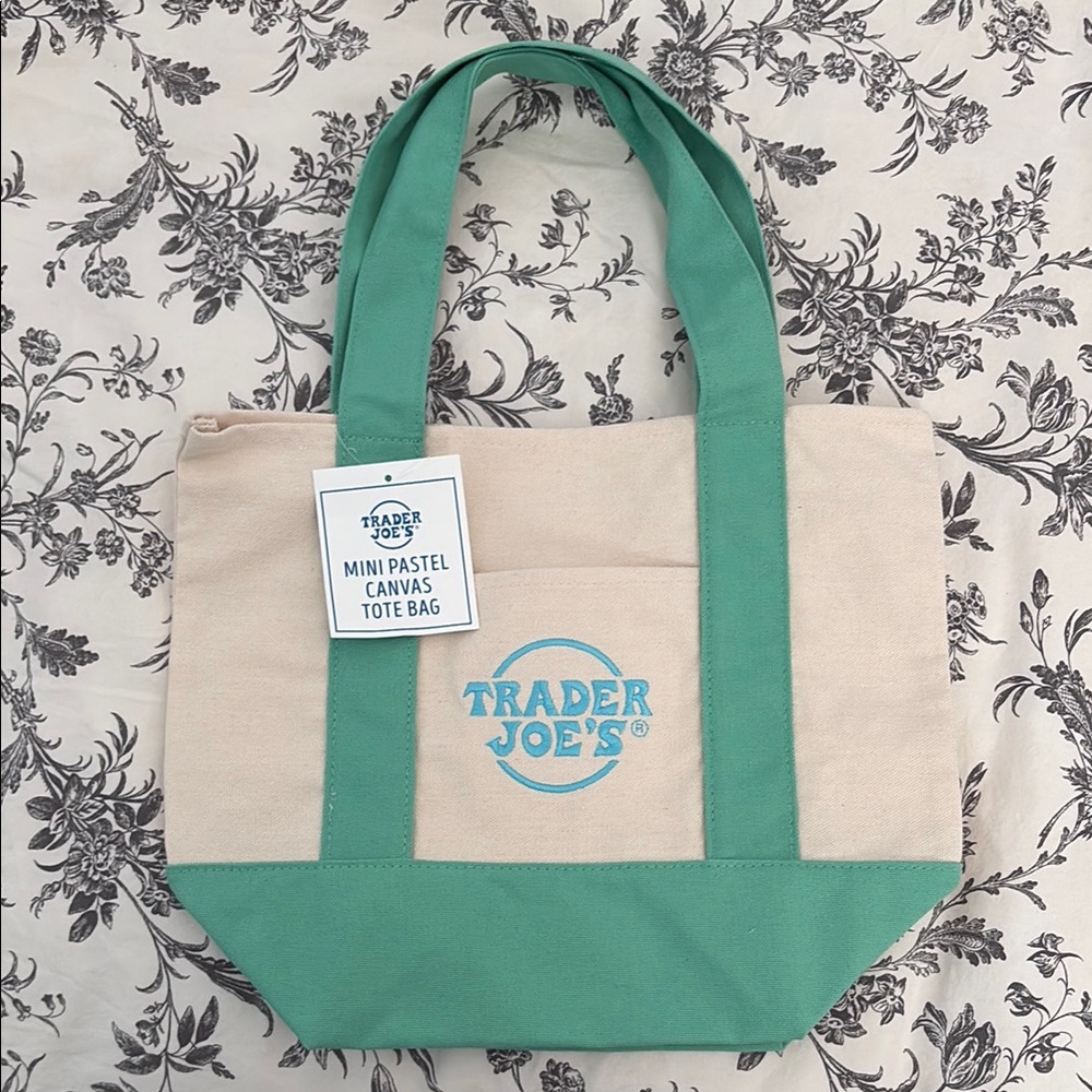 Trader Joe’s Pastel Mini Bag Green